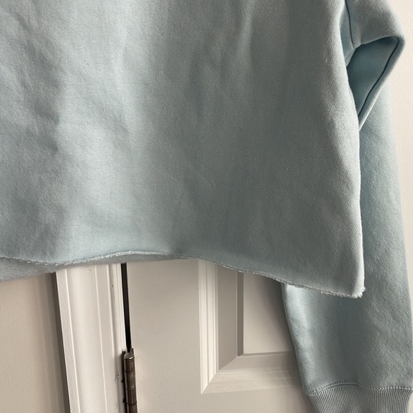 🏄♀️ Quiet Storm Surf Shop Cropped Sweatshirt Size Med - Picture 9 of 10